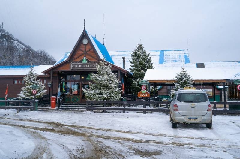 Base do Glaciar Martial coberta de neve, em Ushuaia