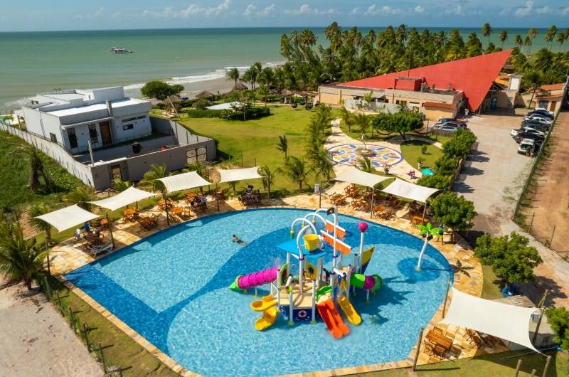 Piscina infantil do beach club de Maracajaú