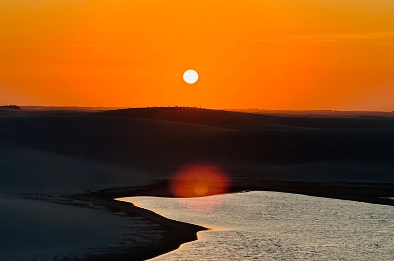 Pôr do sol sobre a Lagoa das Emendadas, em Santo Amaro do Maranhão
